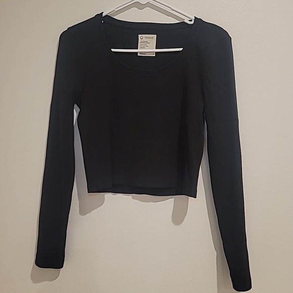 Tops - For Days Women's Ribbed Black Long Sleeve Cropped Size Medium